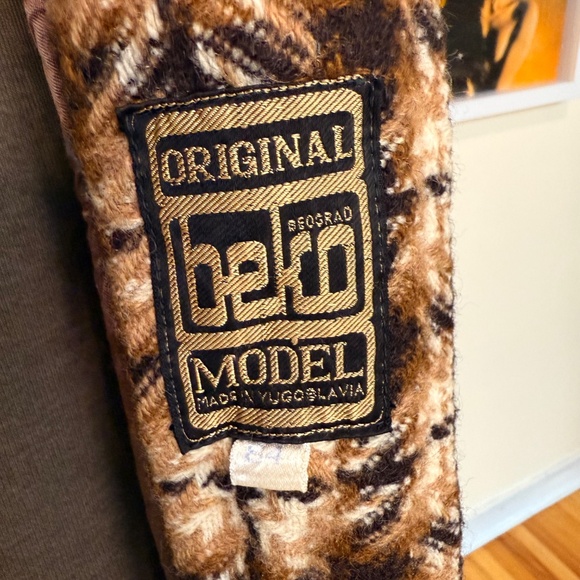 Vintage 70s Brown Plaid Belted Coat – Mid-Length - Picture 11 of 11